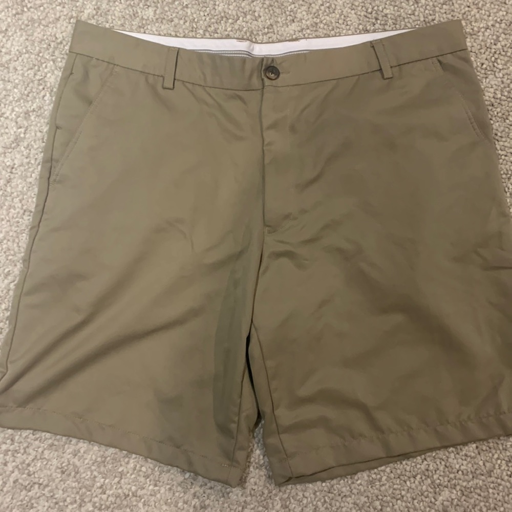 Greg Norman Shorts 40